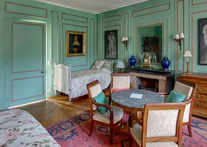 Lovely In Sur Ingouville